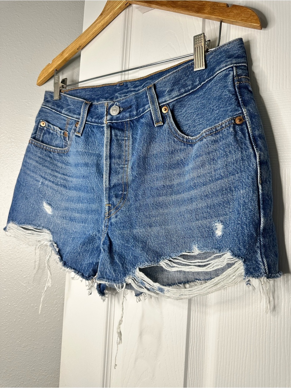 Levi’s 501 Vintage Distressed Cutoff Denim Shorts High Waisted 29
